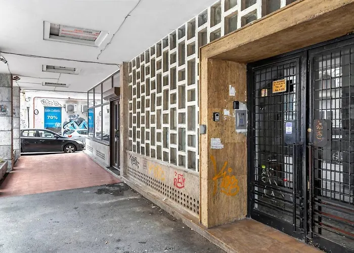 Whisper - Old Town *