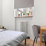 דירה Whisper - Old Town I Free Street Parking I Balcony *