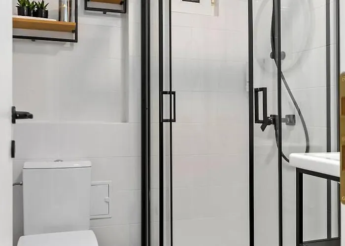 Whisper - Old Town Apartament